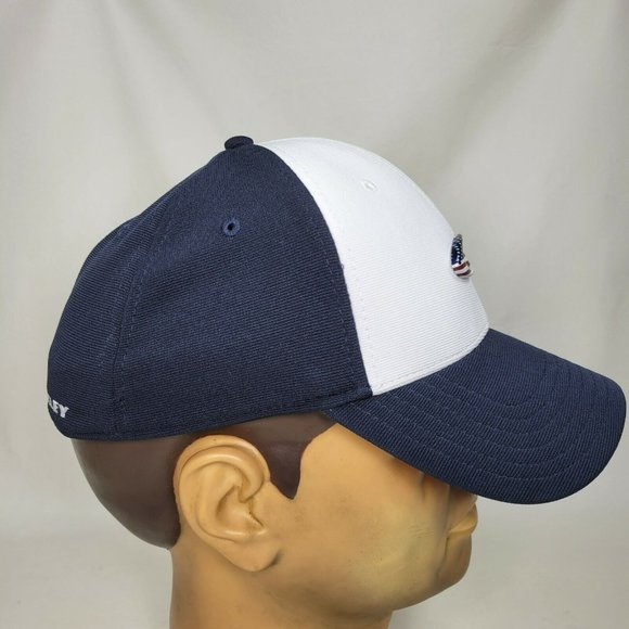 Oakley Black Fitted Hat Flex Lg-XL American Flag Raised Logo White Blue USA - Picture 4 of 7